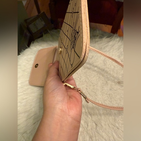 Cute Pink Crossbody Bag with Cat Design - Picture 8 of 9